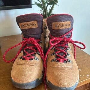 Colombia Hiking Boots